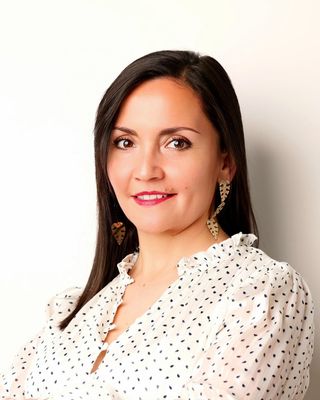 Photo of Alejandra Carvajal Oyarce, Registered Psychotherapist (Qualifying), MA