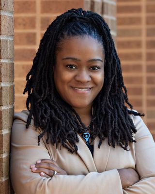 Photo of Julia Williams, Licensed Professional Counselor, PhD, LPC, CGCS, CCTP, C-DBT