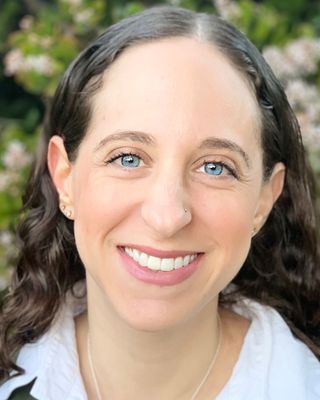 Photo of Jenna Samuels, Marriage & Family Therapist in Downtown, Oakland, CA