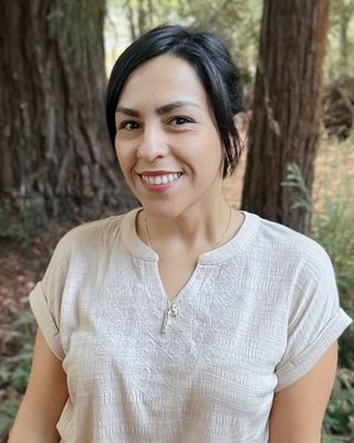 Photo of Heidy E. Umali, Associate Clinical Social Worker, MSW, MSCJ, ASW
