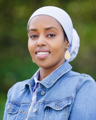 Photo of Fatima Omar, Psychiatric Nurse Practitioner in Kirkland, WA