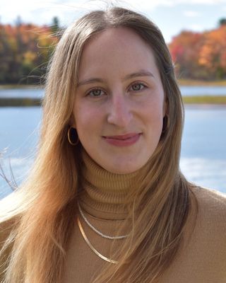 Photo of Kayla Paris, Counselor in Maine