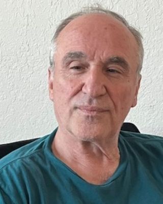 Photo of Dan Jovanovic, Psychologist