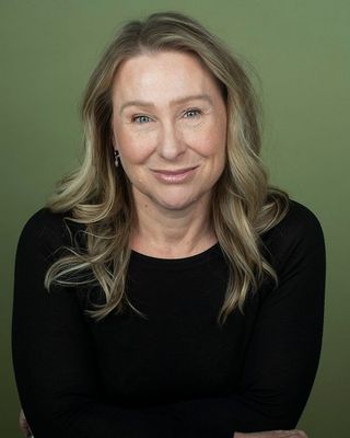 Photo of Suzanne Fani, Registered Psychotherapist, MEd, RP, EMDRIAC