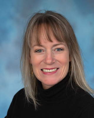 Photo of Mindy Huelle, Clinical Social Work/Therapist, LCSW