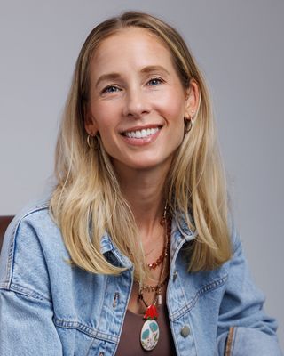 Photo of Julie Evans, Marriage & Family Therapist, LMFT