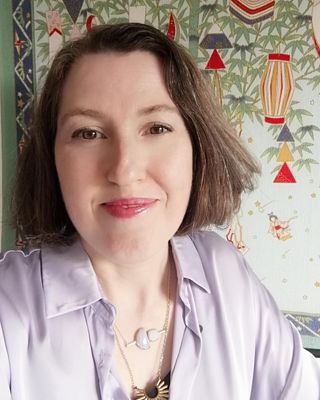 Photo of Ellen Bowler-McCartney - Art Therapy with Ellen, Psychotherapist, MSc, HCPC-Art Therap.