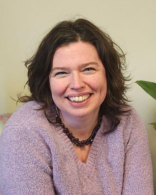 Photo of Aislinn Canarr, Clinical Social Work/Therapist, LCSW