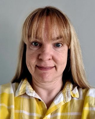 Photo of Jo Wright, UKCP Trainee, Psychotherapist