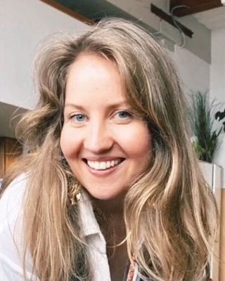 Photo of Elaine Walker, Marriage & Family Therapist, MA, LMFT