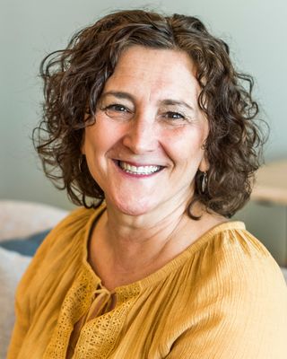 Photo of Julie Brunson, Resident in Counseling in Broadway, VA
