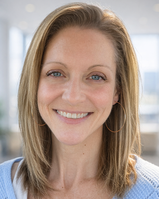 Photo of Dana Cux, Clinical Social Work/Therapist, LCSW