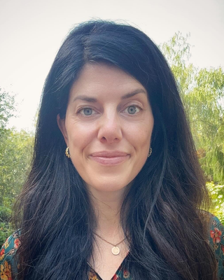 Photo of Erin Schober, Clinical Social Work/Therapist, LICSW