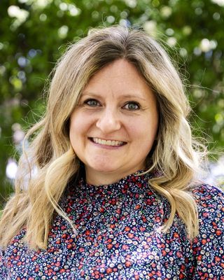 Photo of Jenny Hansen, Pre-Licensed Professional, CSW