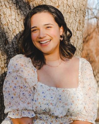 Photo of Isabel A Ortiz-Cheek, Pre-Licensed Professional