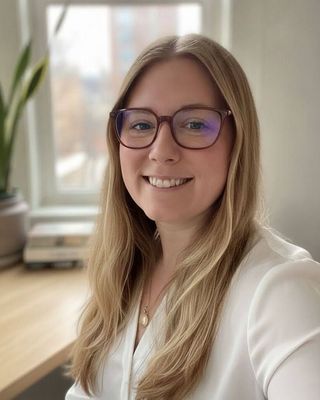 Photo of Magdelena Unger, Clinical Social Work/Therapist, MSW, LICSW, CPAI