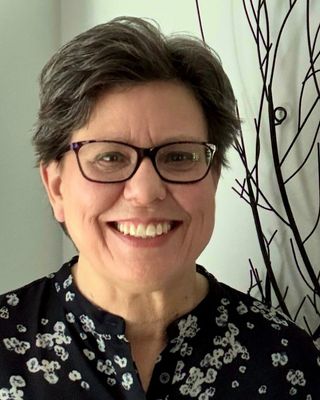 Photo of Alana Hunt, Registered Psychotherapist, MEd, RP, CCC