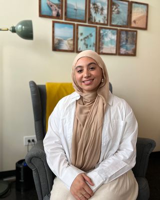 Photo of Tasneem Nar, Pre-Licensed Professional, MHP