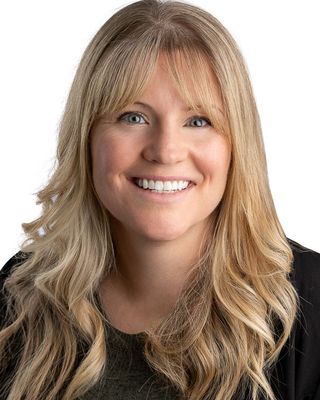 Photo of Tish Lewis, Counsellor, MACP, RCT-C, CCC