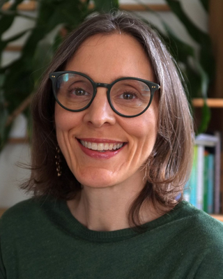 Photo of Linda Freund, Counselor, MEd, LPCC
