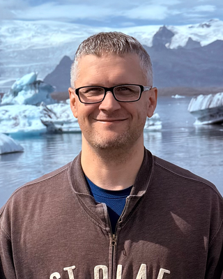 Photo of Zachary Olson, Clinical Social Work/Therapist, LICSW