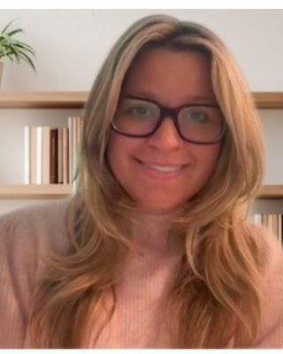 Photo of Elyssa Fry, Psychiatric Nurse Practitioner, PMHNP