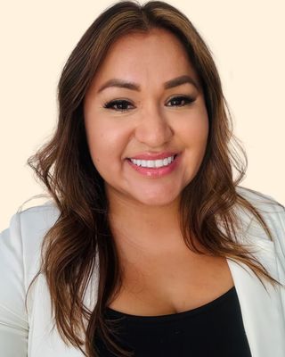 Photo of Jennifer Villar, Marriage & Family Therapist, MSc, MFCT, LMFT