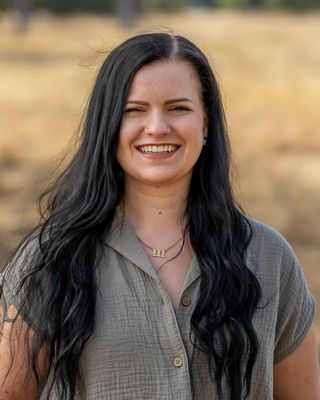 Photo of Bethany Neuman, Pre-Licensed Professional