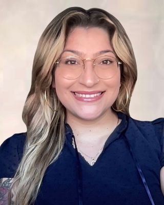 Photo of Melissa Hernandez, Marriage & Family Therapist Associate, AMFT, APCC