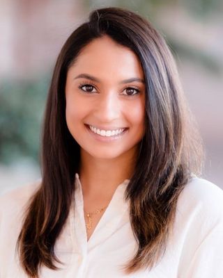 Photo of Neeka (Yasi) Razban, AMFT, Marriage & Family Therapist Associate in Los Angeles