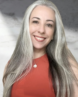 Photo of Lizaida Enamorado, Psychiatric Nurse Practitioner, PMHNP