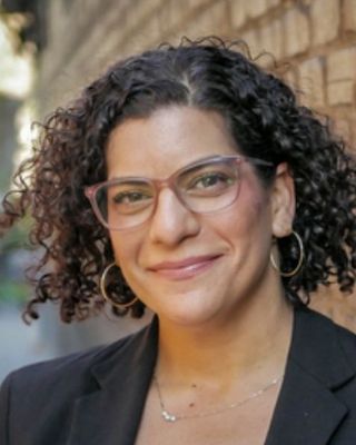 Photo of Lauren Ruchin, Clinical Social Work/Therapist
