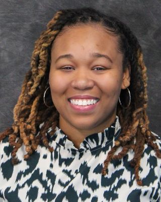 Photo of Tianna Dow, Clinical Social Work/Therapist, MSW, LCSW