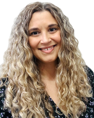 Photo of Rebecca Carrelas, Registered Psychotherapist (Qualifying)
