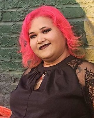 Photo of Kimmy Srikhot, Pre-Licensed Professional, LLMSW