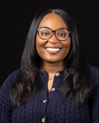 Photo of Toyosi Alomaja, Marriage & Family Therapist, LCMFT
