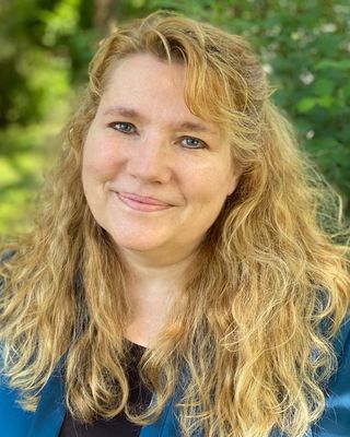 Photo of Tracie Ford, Licensed Professional Clinical Counselor, LPCC