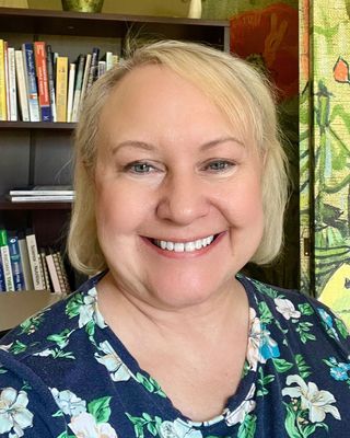Photo of Laura L Saviola, Psychologist