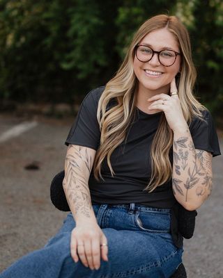 Photo of Cadey Phipps, Marriage & Family Therapist, LMFT