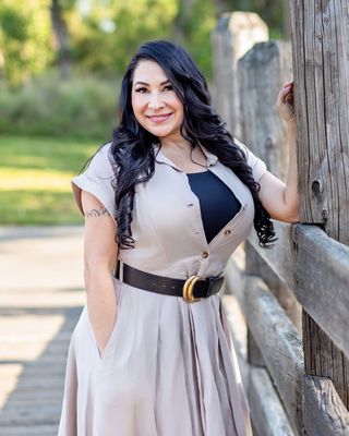 Photo of Dr. Vanessa Marie Armas, Marriage & Family Therapist, PsyD, LMFT