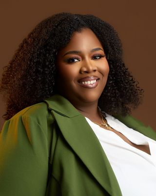 Photo of Shantara Bussey-Martin, Clinical Social Work/Therapist, LCSW, CMNCS