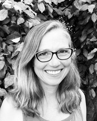 Photo of Claudia Dommaschk, Marriage & Family Therapist, LMFT
