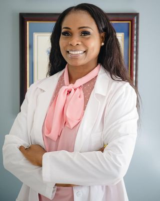 Photo of Dr. Melvis Ngalla-Oluka, Psychiatric Nurse Practitioner, DNP, PMHNP, BC