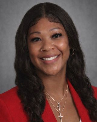 Photo of Ivery Ridgeway, Clinical Social Work/Therapist, MSW, LSW