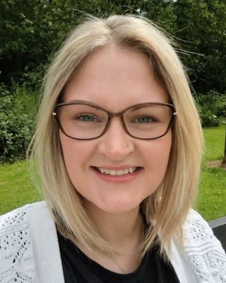 Photo of Sarah Marie Sluman - The Hope Cabin (Sarah Sluman- MNCPS Acc.), Counsellor, MNCPS Acc.