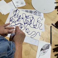Gallery Photo of Neurographic art during an art journaling session.