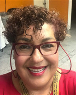 Photo of Lorena Valles, Clinical Social Work/Therapist, LCSW-S, MA