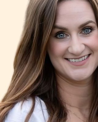 Photo of Lauren Lewis, Clinical Social Work/Therapist, LISW