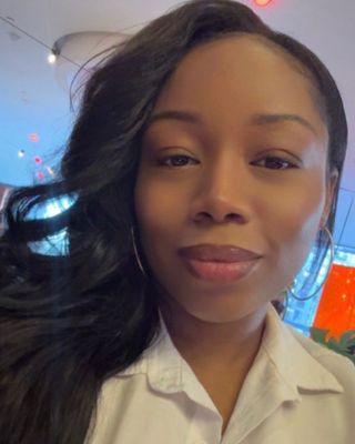 Photo of Dr Jaleesa Carr, Psychologist, HCPC - Clin. Psych.