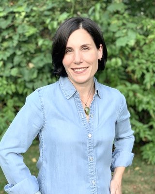 Photo of Christi Vigliotti, Clinical Social Work/Therapist, MSW, LICSW